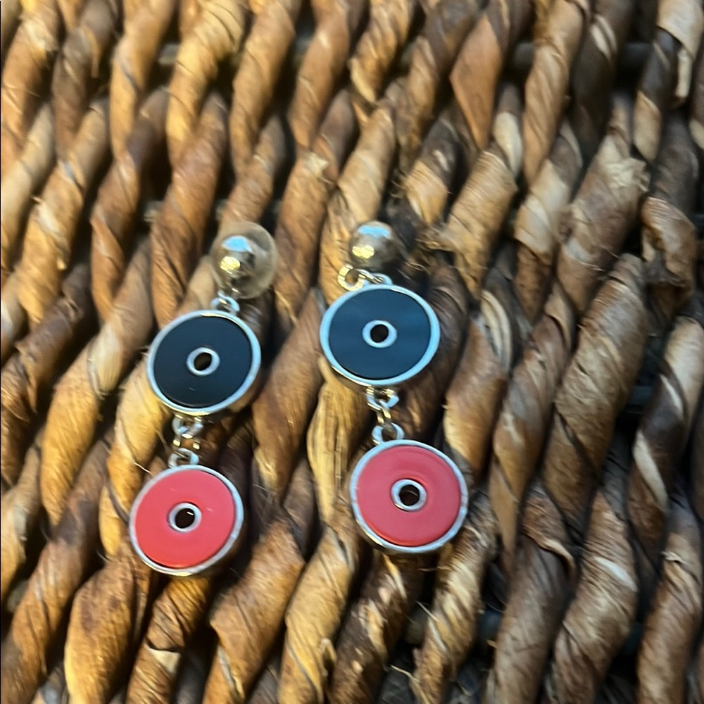 Retro Style Black and Red Circular Dangle Earrings